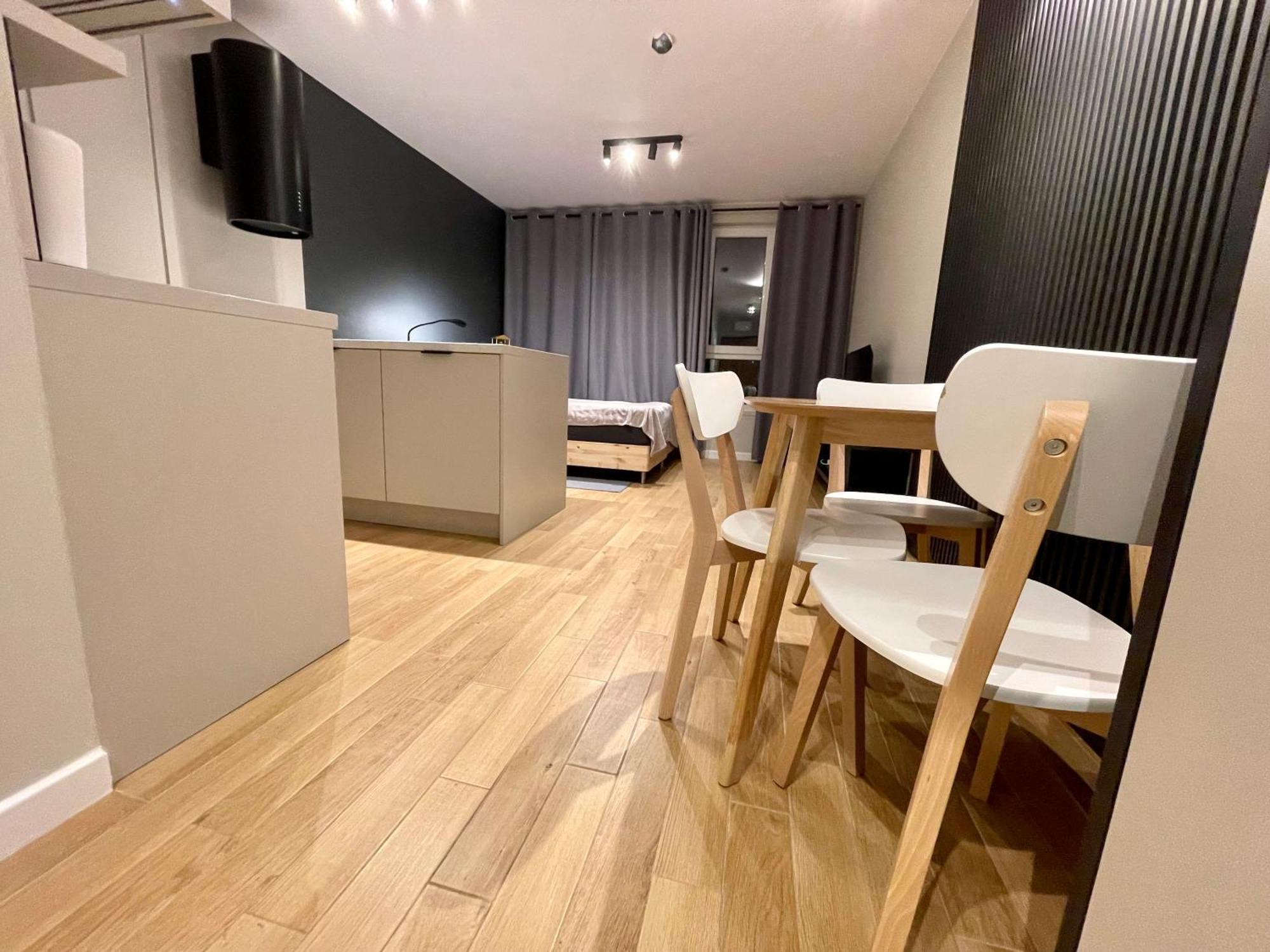 Time&House Pileckiego Przy Centrum Onkologi I Klinice Novum Apartament Na Wylacznosc Pokoj,Sypialnia,Lozko, Lazienka,Kuchnia Apartment Варшава Екстериор снимка