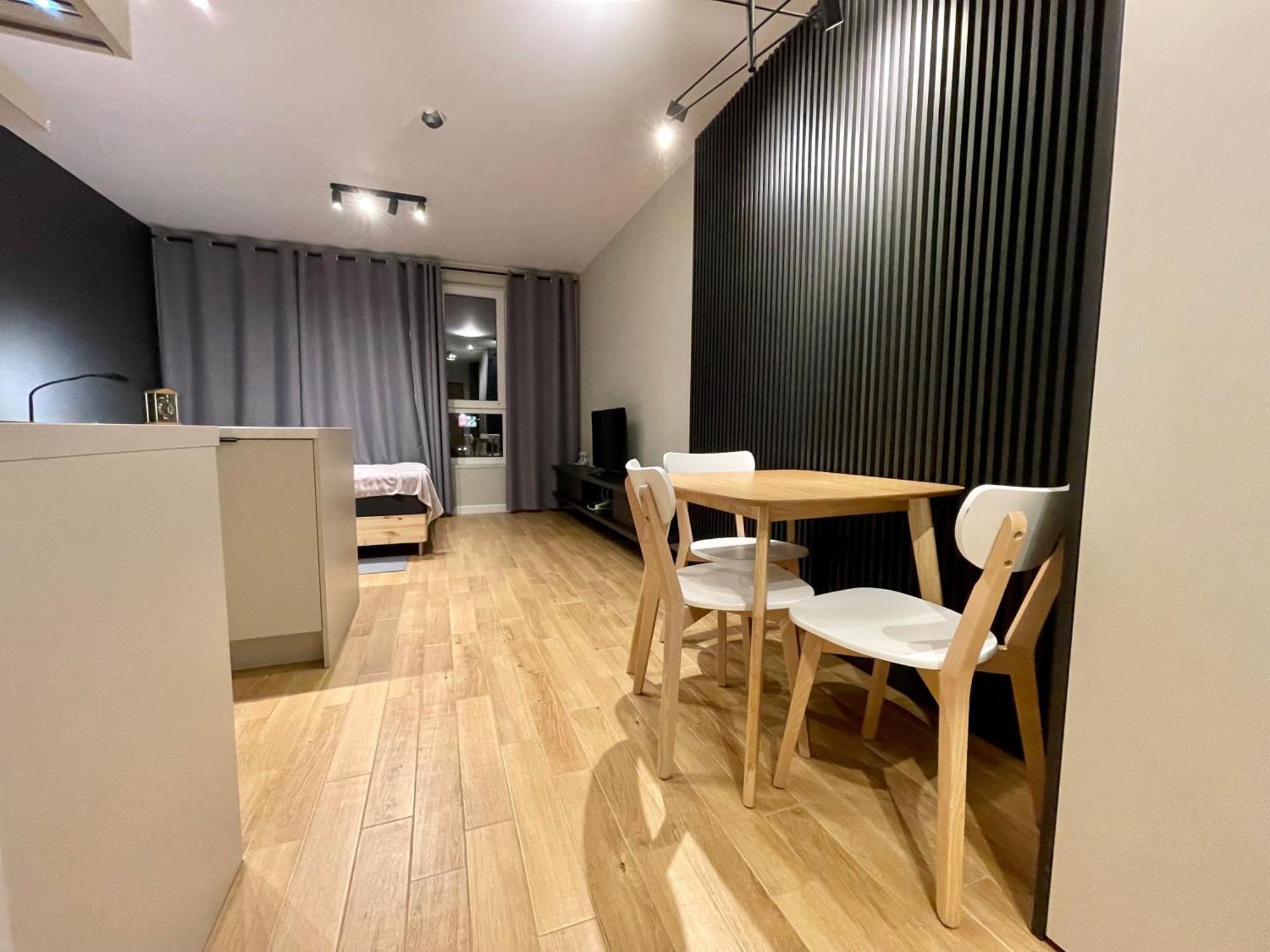 Time&House Pileckiego Przy Centrum Onkologi I Klinice Novum Apartament Na Wylacznosc Pokoj,Sypialnia,Lozko, Lazienka,Kuchnia Apartment Варшава Екстериор снимка